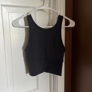 Lululemon power pivot tank.